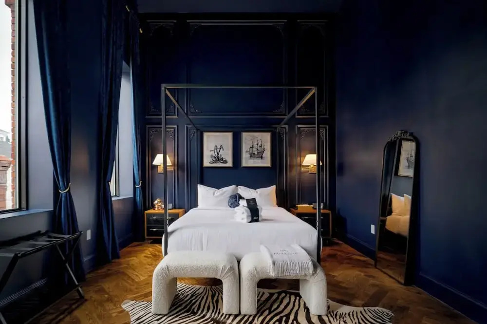 The Highliner Hotel
