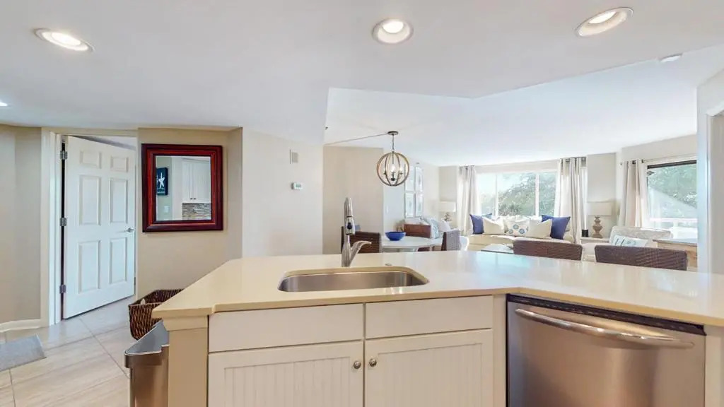 3231 Villamare