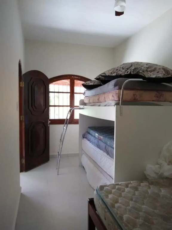 Casa pé na areia - 50 mts do mar