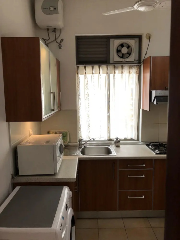 Hedges Court Residencies Town Hall-2 Room 3 Bed Apartment