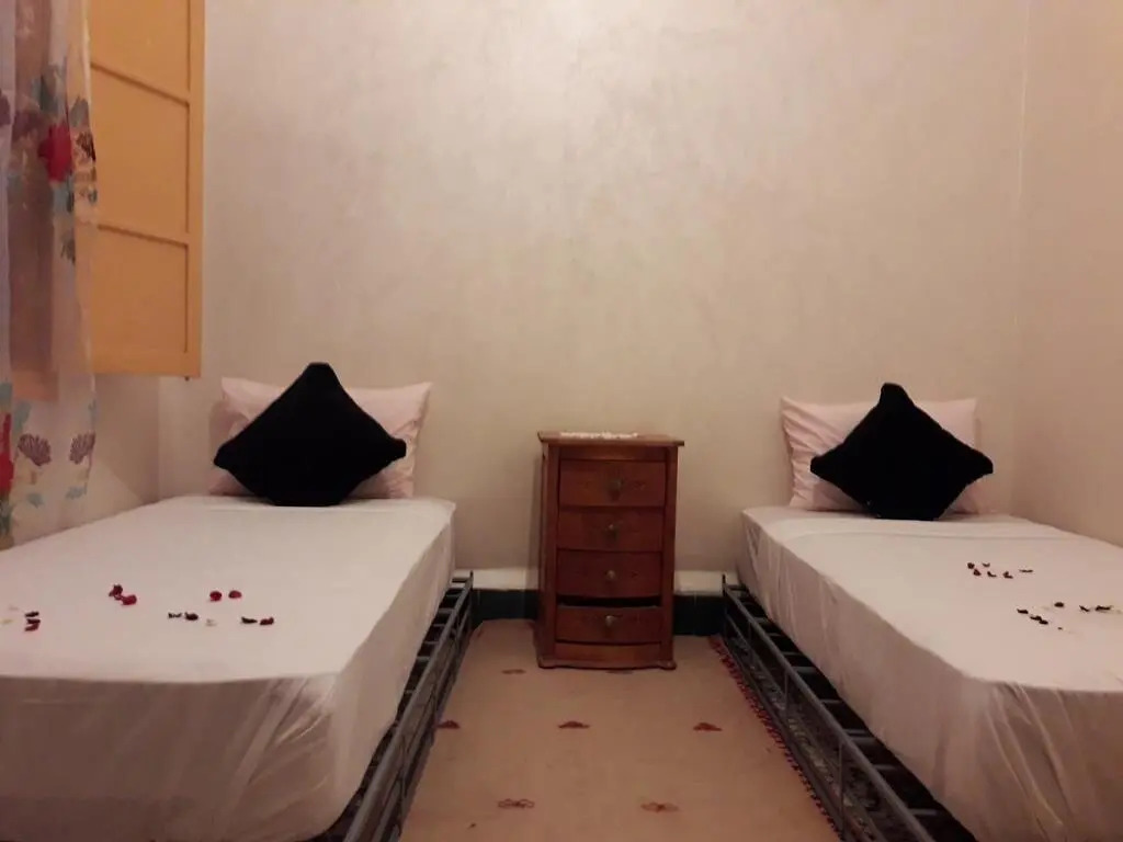 Full Moon Hostel