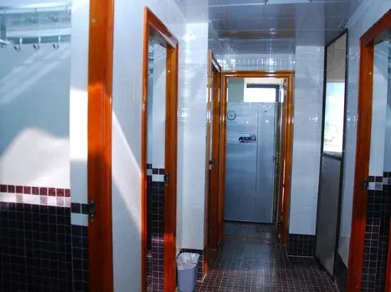 Zhumengzhe Capsule Hotel (Kunming Railway Station)