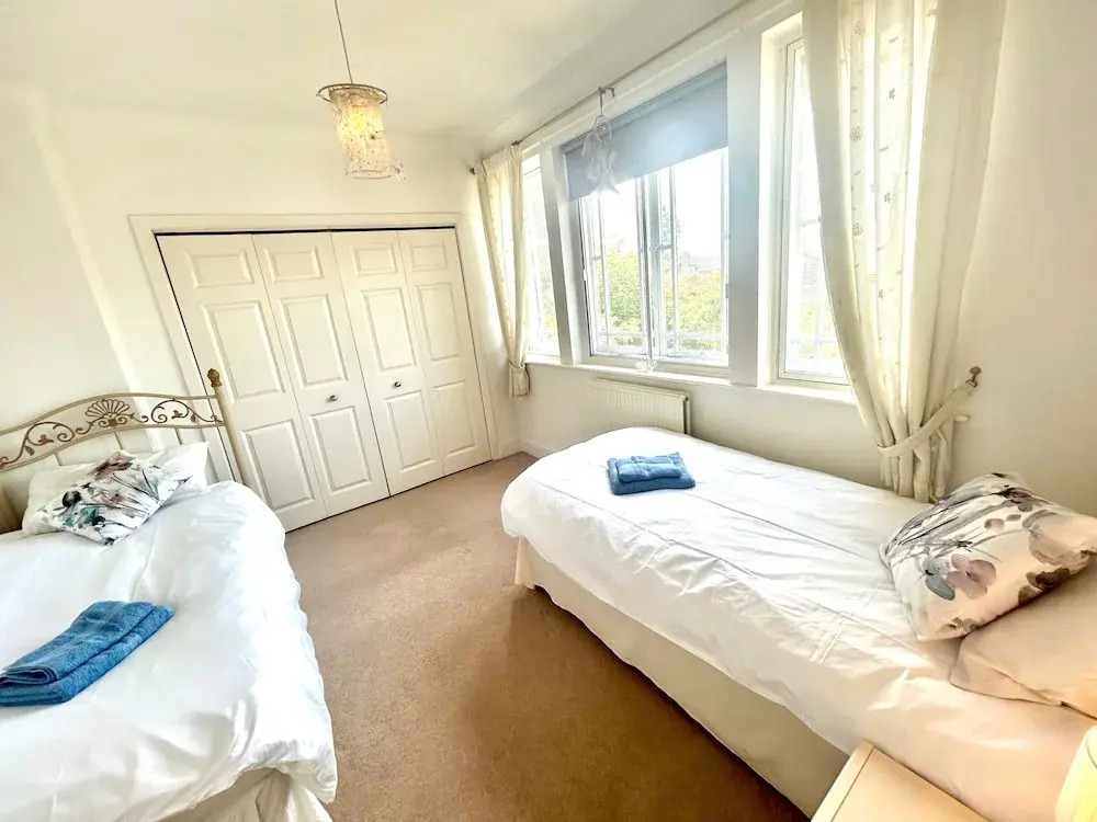 Private Lincoln Retreat - 4 Bedroom House