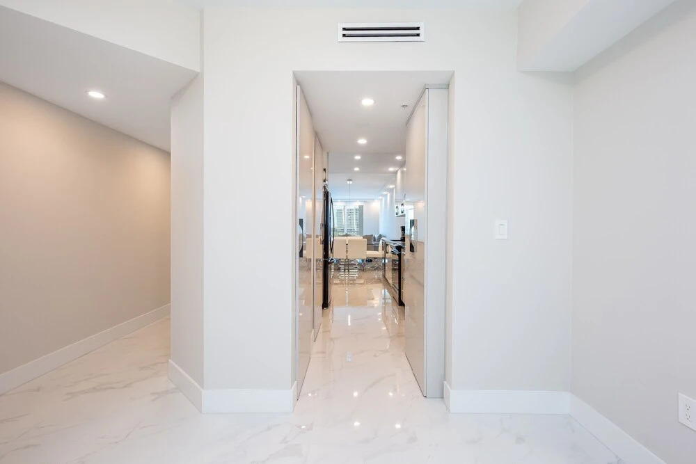 Le Marina Bay 701 by Go Florida Condo, Sunny Isles