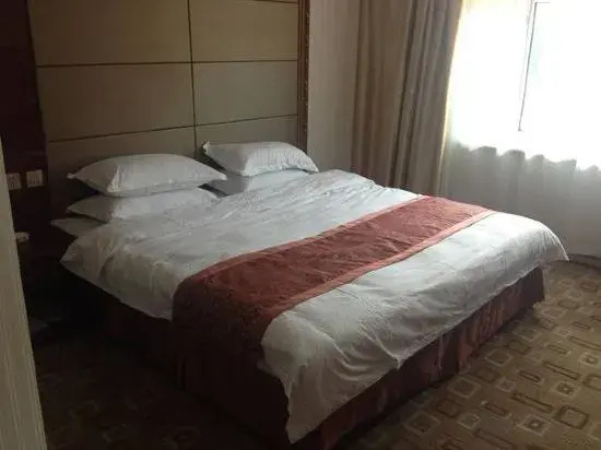 Alashan Right Banner Holiday Hotel this morning