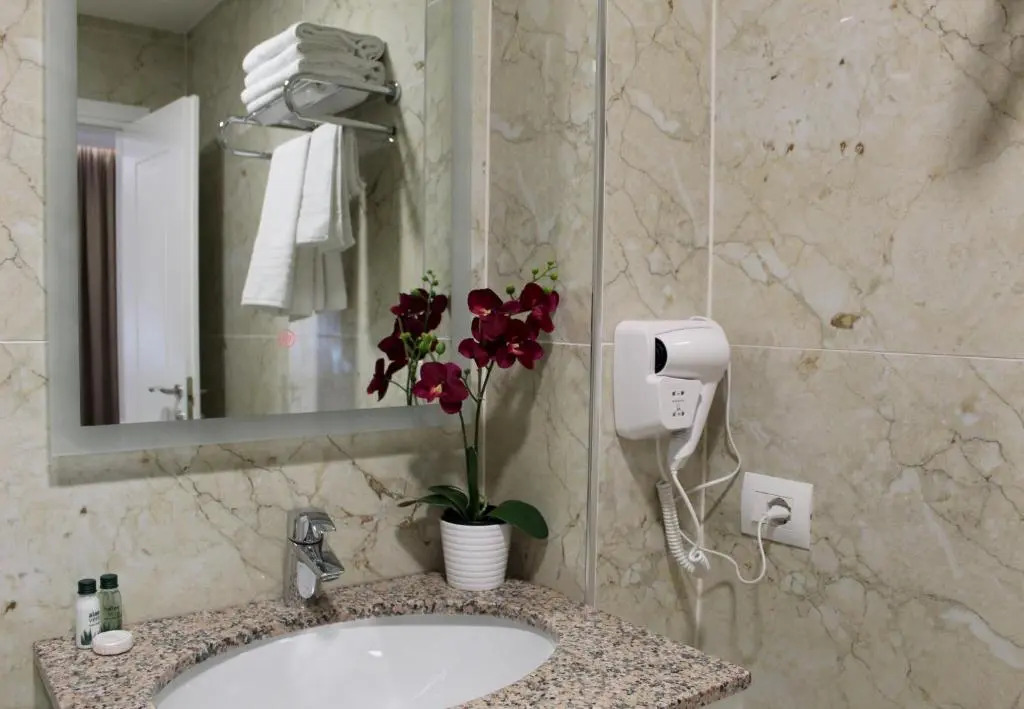 Ramel Hotel