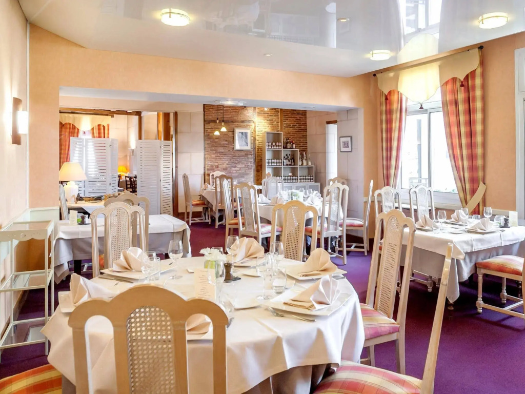 Logis Hôtel & Restaurant - Le Bretagne