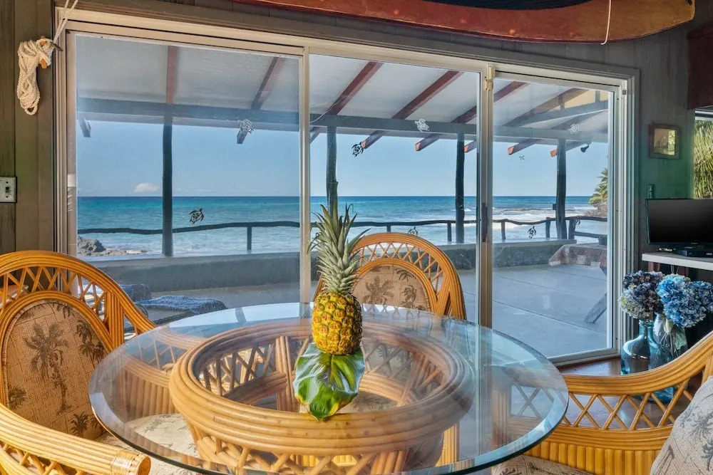 Kona Sunshine 2 Bedroom Home by RedAwning