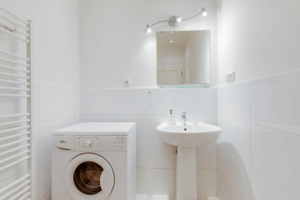 Luxury Riverside Apartments In The Center Of Prague