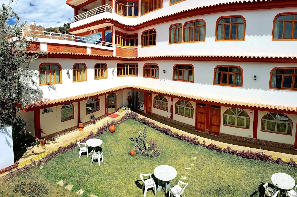 Hotel Morales