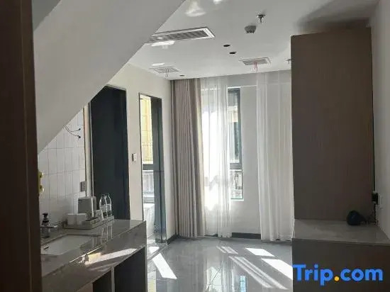 R ROYALSS HOTEL (Guanchang in Fuzhou)