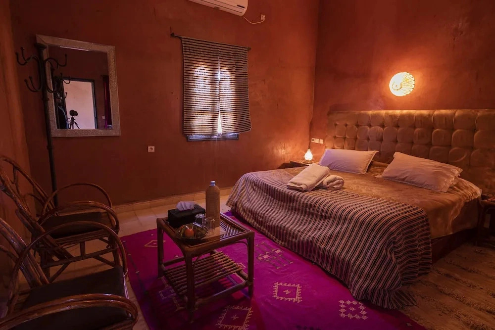 Kasbah Sahara Services-Guest House