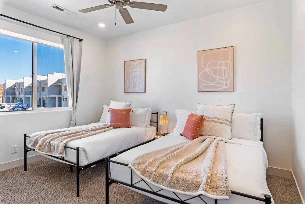 Mavericks Retreat townhouse