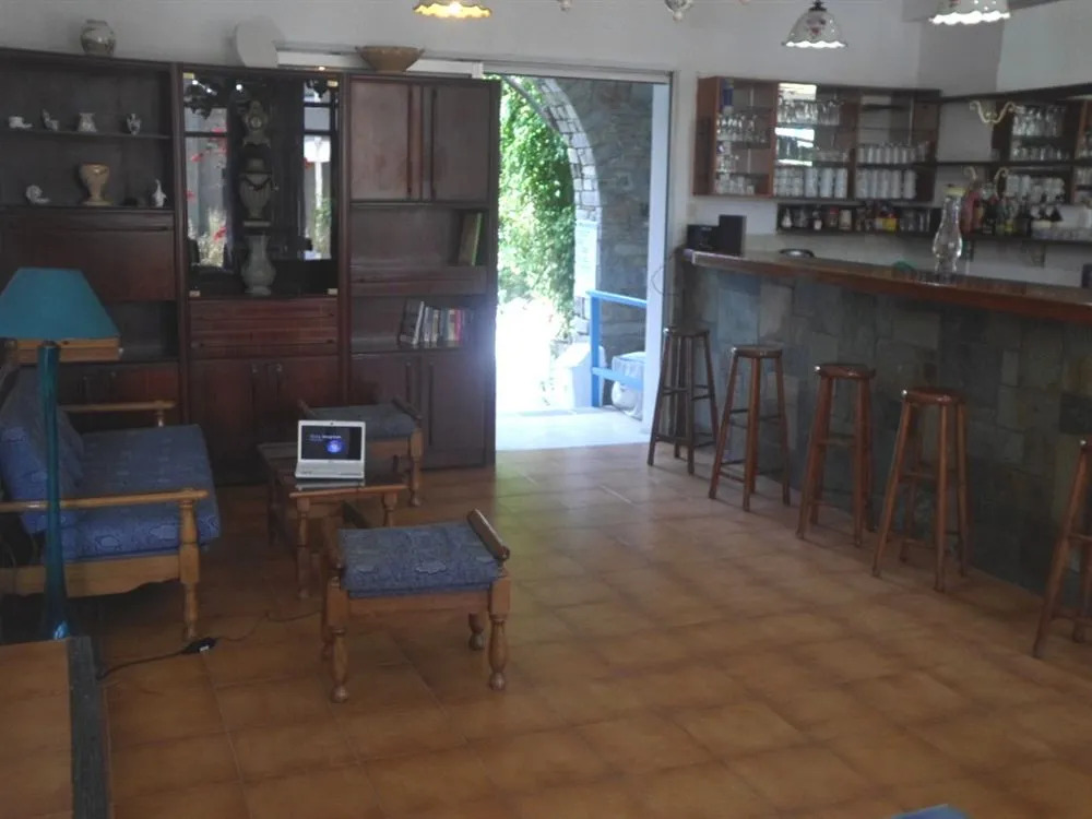 Hotel Grivas-Elia
