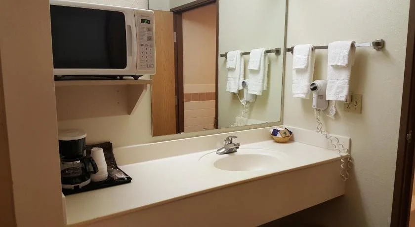 Americas Best Value Inn & Suites - Norway