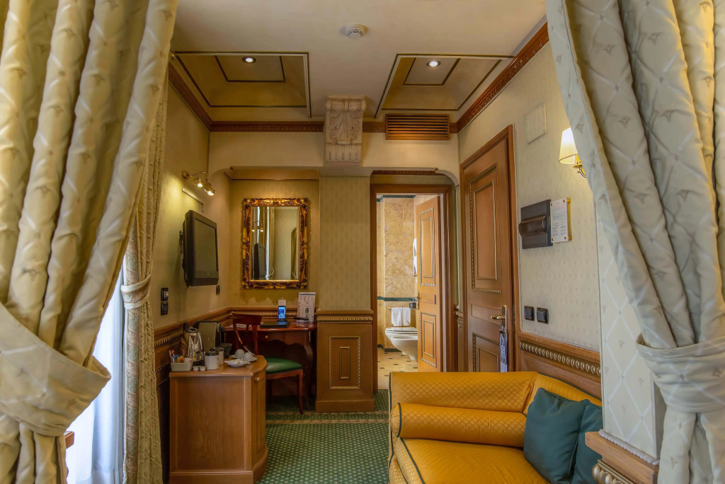 Отель River Palace Hotel