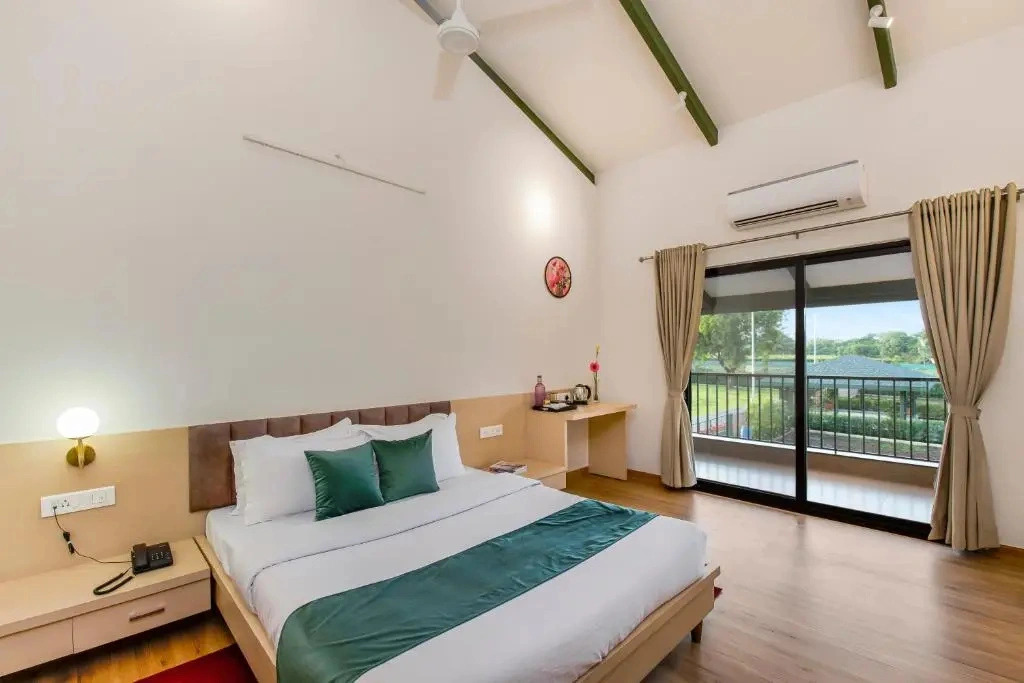 SaffronStays Amaltas - Nashik, Maharashtra