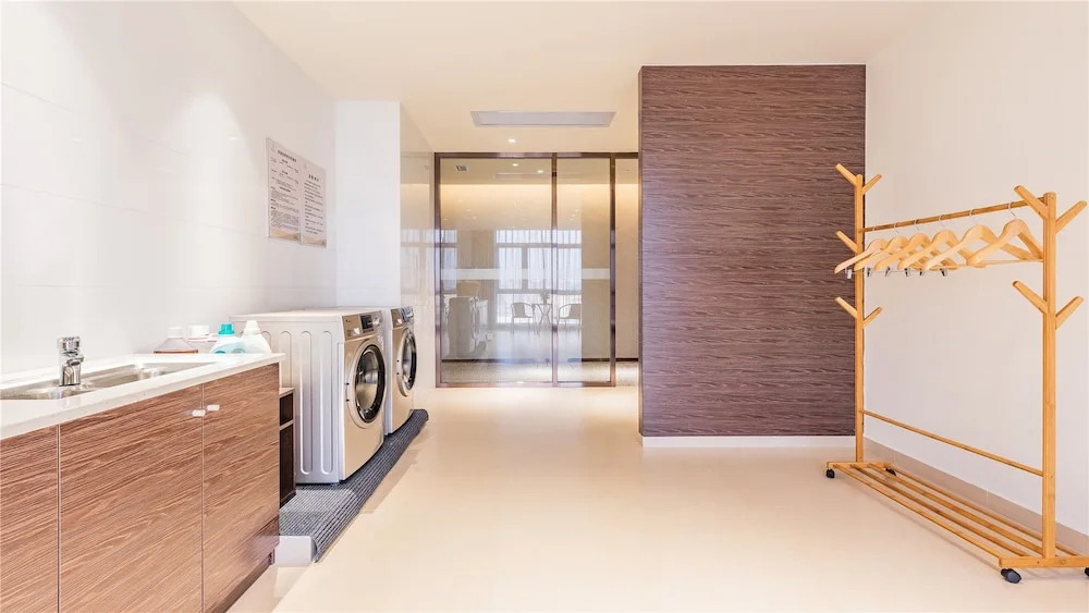 Ceramik Hotel Wanda Branch