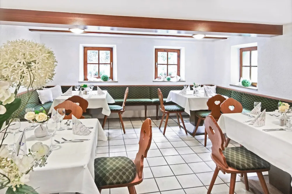 Waldhotel Bächlein