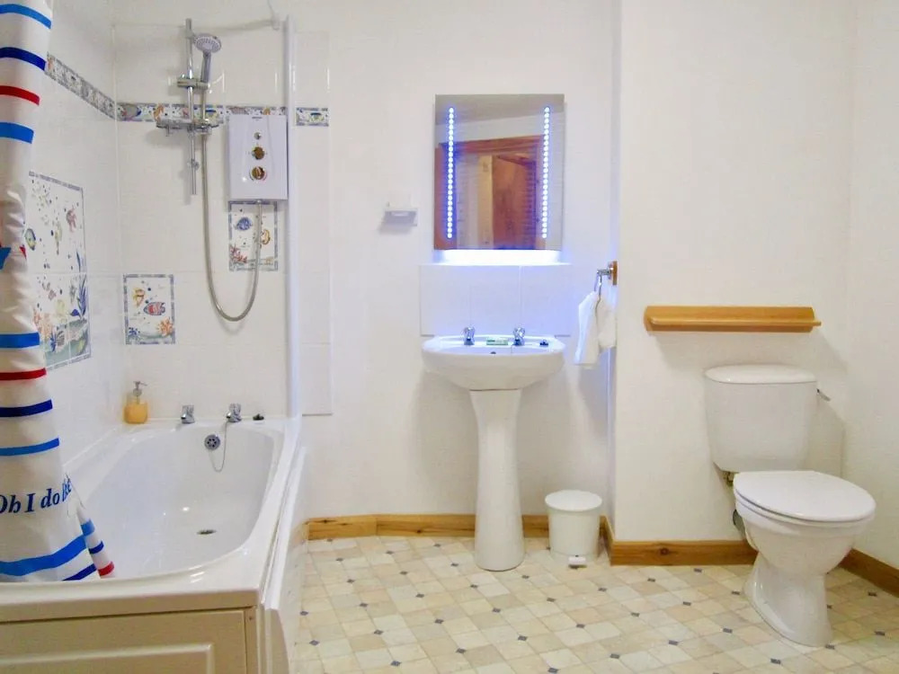 Dolphin Bay Suites