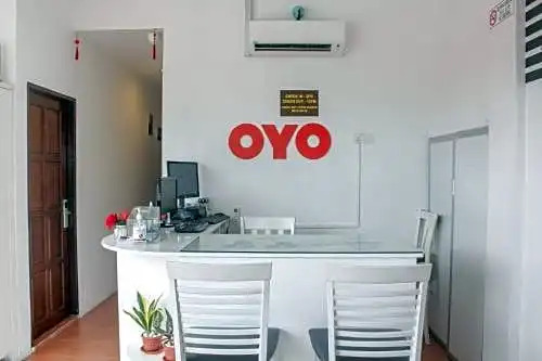 OYO 90035 Star Hotel