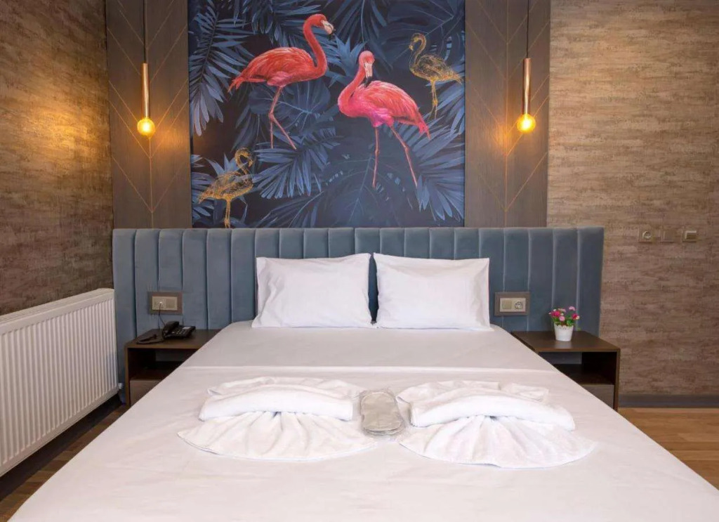 La Vie Suite Hotel