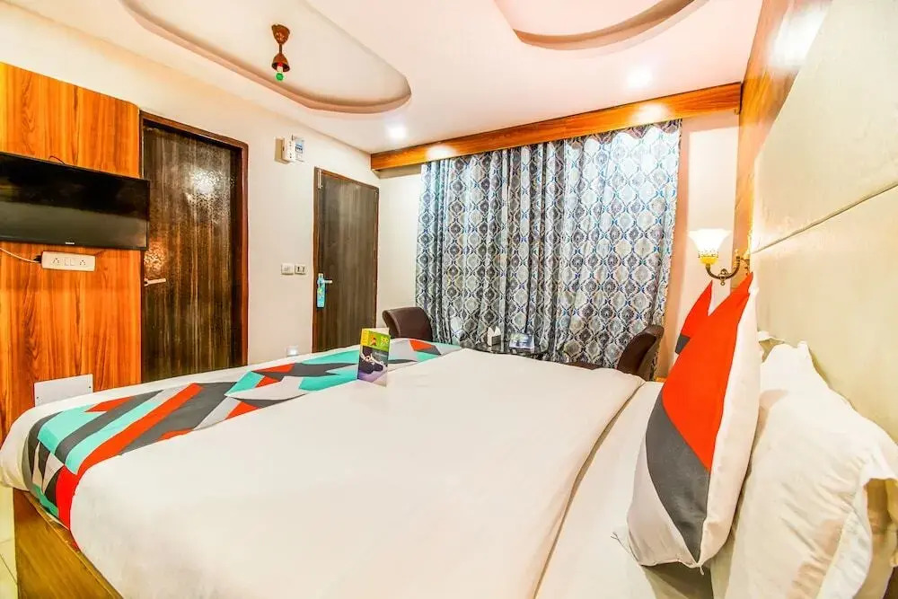 Hotel Grand Residency