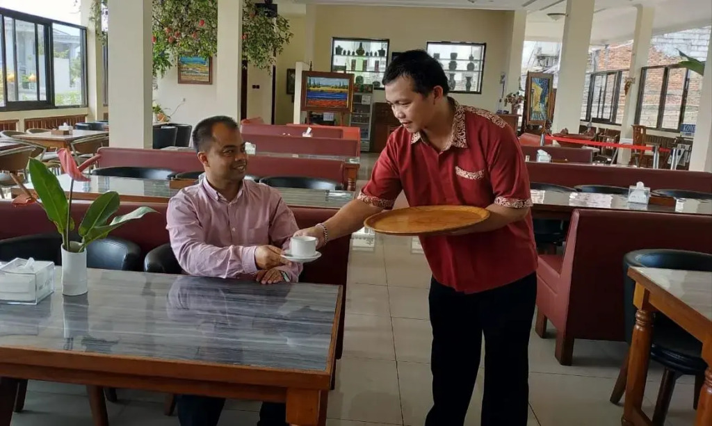 Taman Teratai Hotel