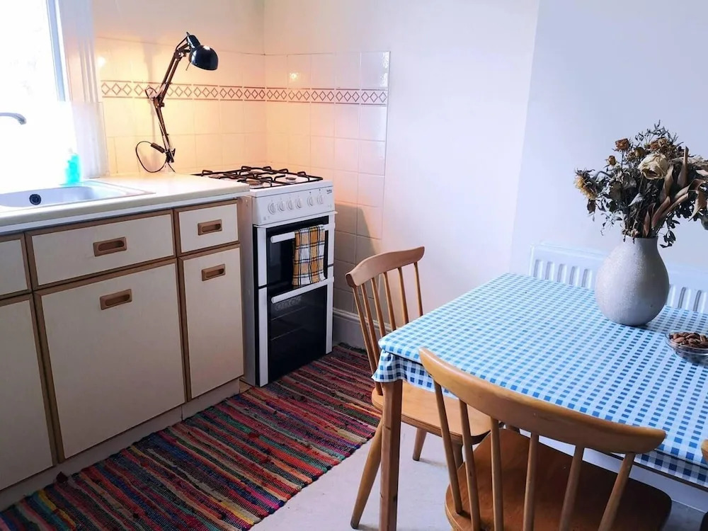Cosy 1 Bed Flat Hideout in North London