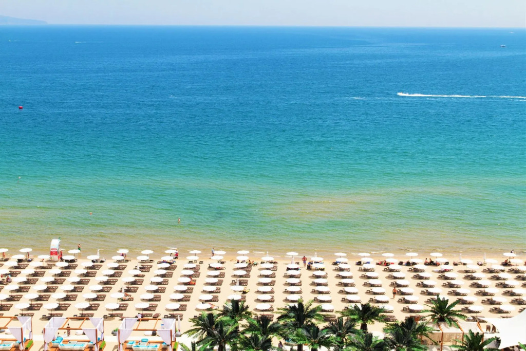 Europe Hotel & Casino All Inclusive