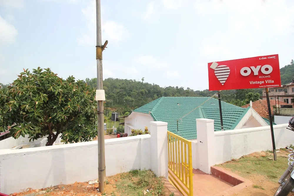 OYO 7170 Home Stay Vintage Villa