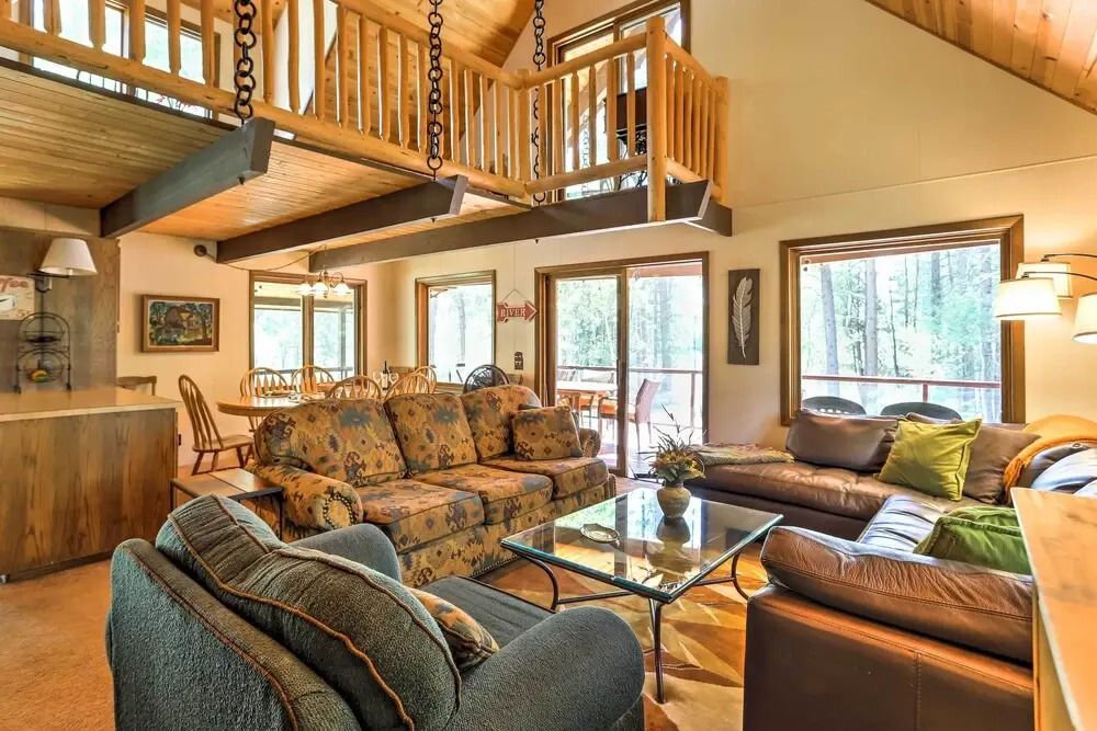 Riverside Winthrop Chalet w/ Hot Tub & 2 Decks!