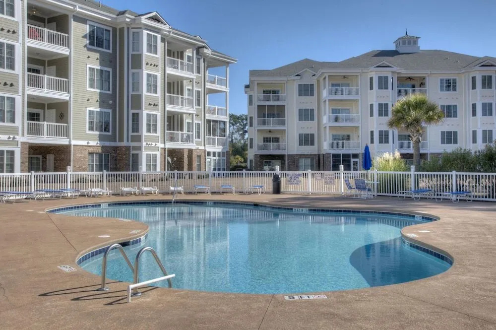 Luxurious Golf Villa Near Broadway at the Beach