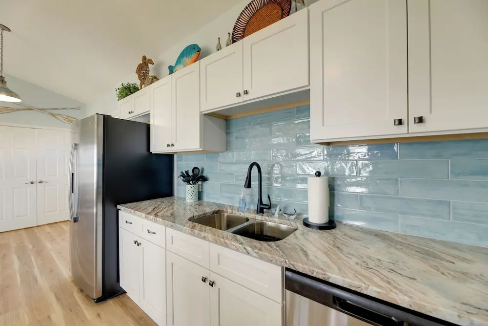 Waterview Home w/ Sunset & Lighthouse Views
