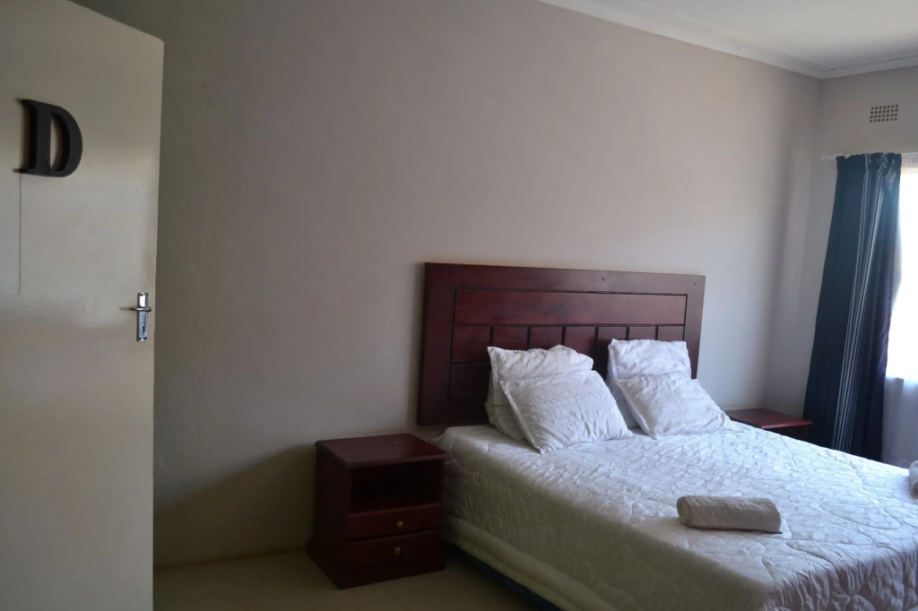 Honeybed Lodge