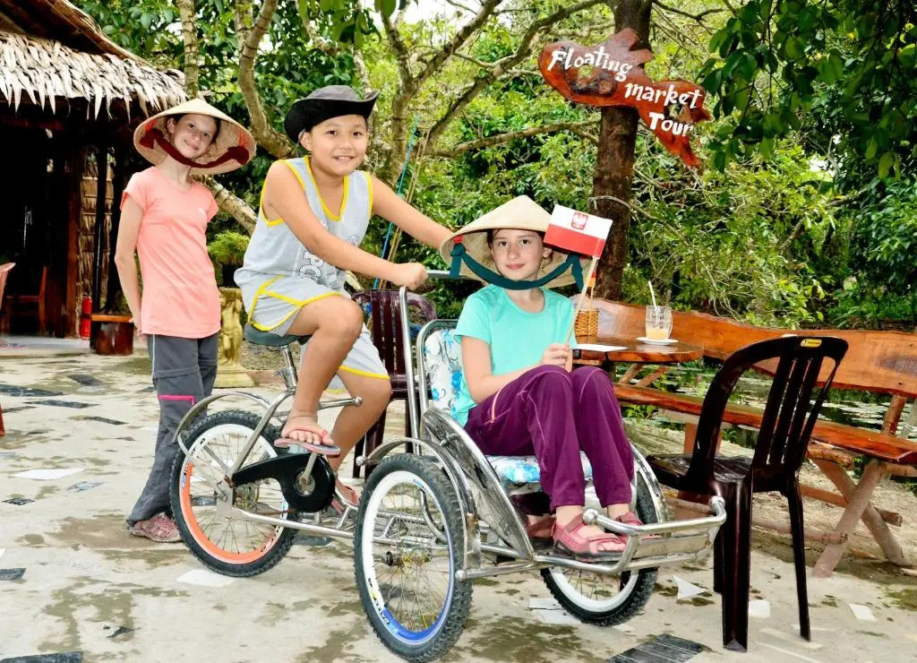 BOSA Homestay - Mekong Riverside