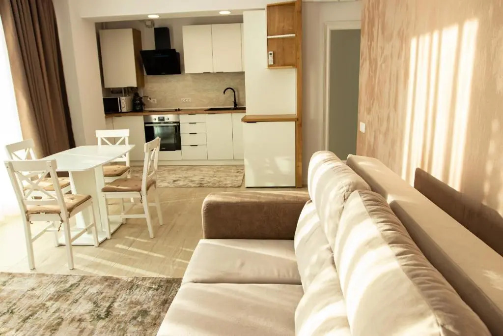 Mamaia Nord Bel Air 505 Zona Cluburi