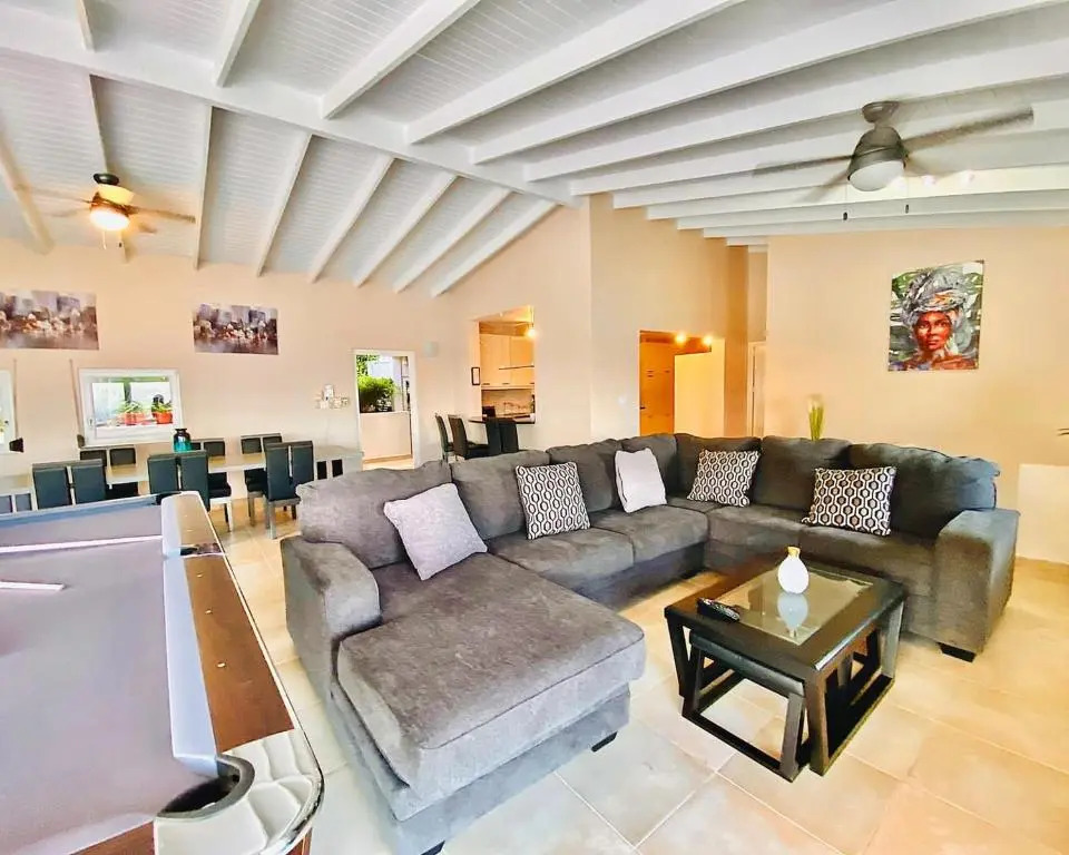 SXM King Size Villa with 4 Rooms and 4 Bathrooms