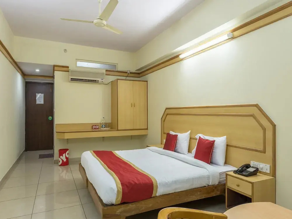 OYO 649 Hotel Ajantha Trinity Inn
