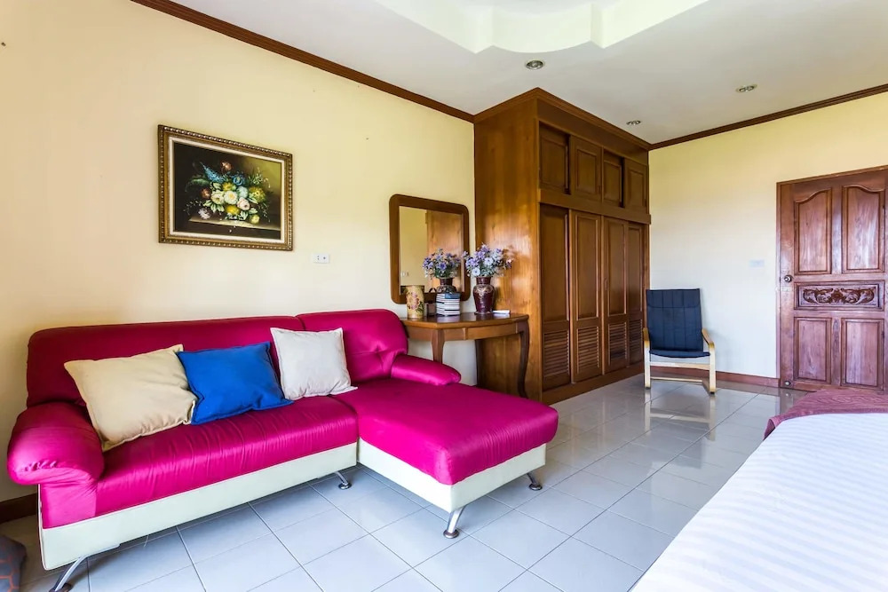 Vista Villa by Lofty