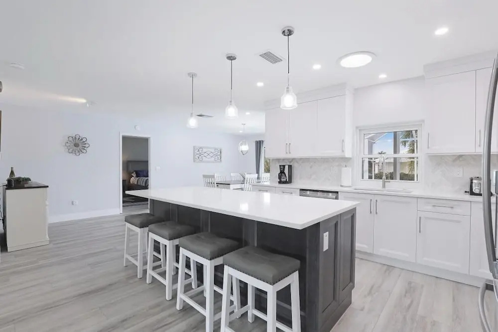 768 Sea Court