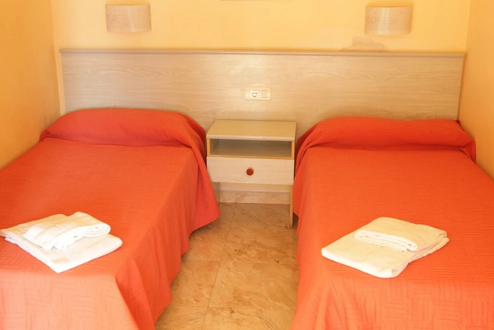 BERMUDAS-TURIS Apartamentos
