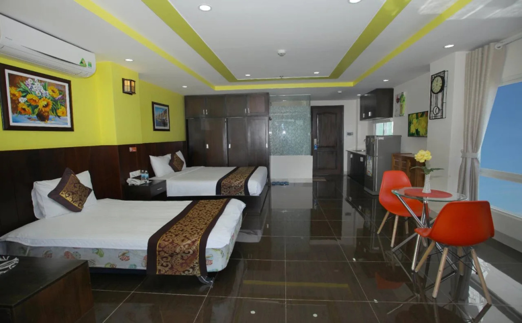 Melyna Hotel