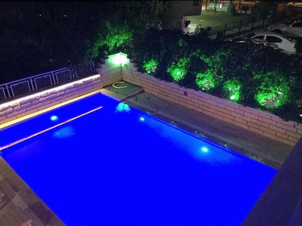 Otel Bir