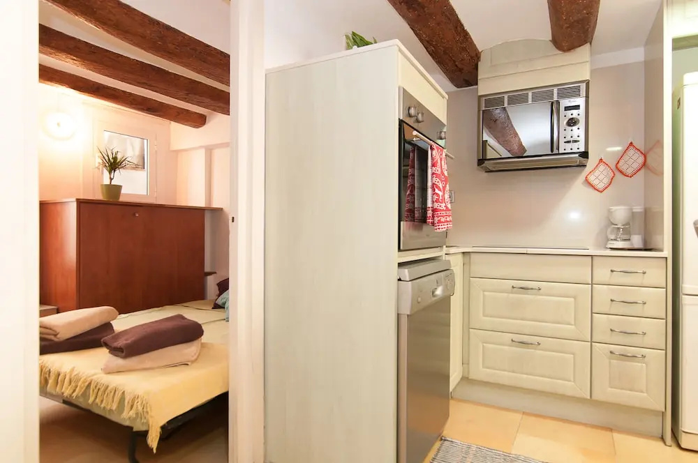 Bogatell Beach Stylish loft