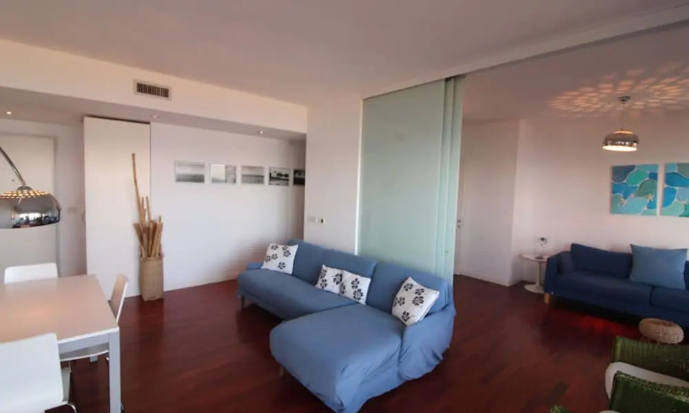 Spacious Apartment With sea View