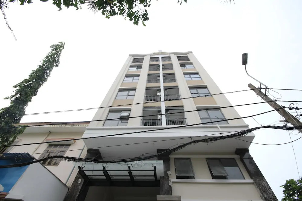 Smiley Apartment 11A