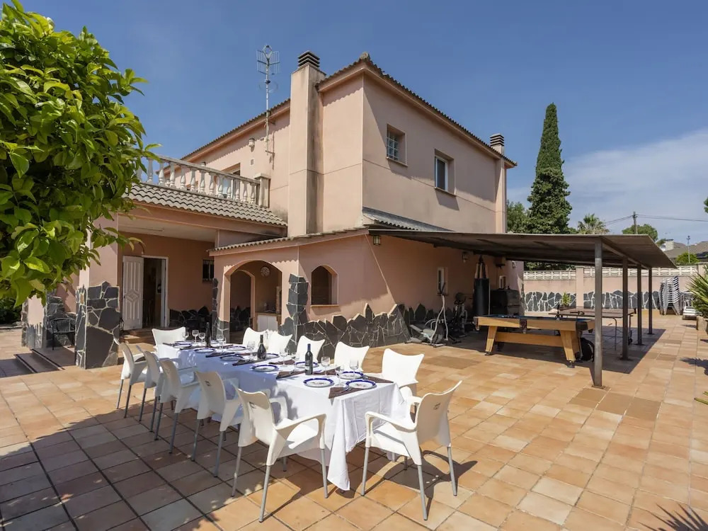 Villa Near Beach & Wineries