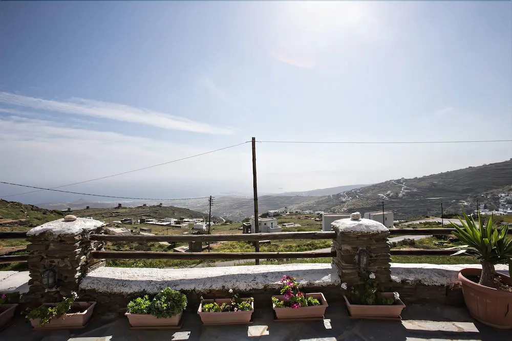 Tinos Delight