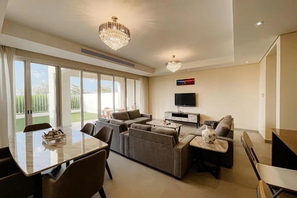 RH- 2BR Luxury Bermuda Villa Beach facing, separate pool for women